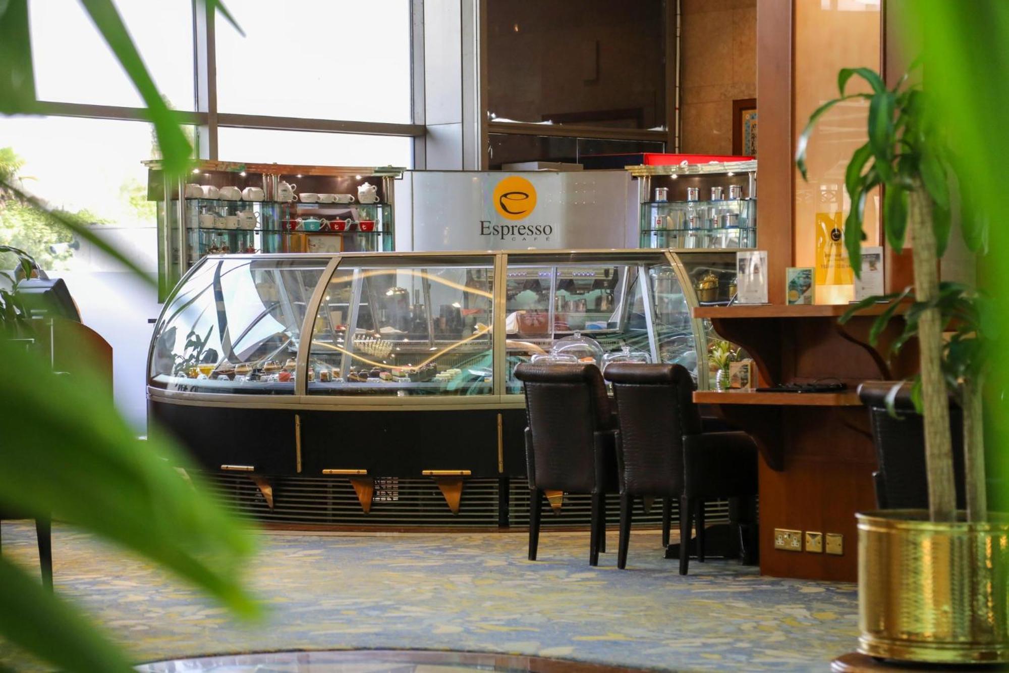 Crowne Plaza Kuwait Al Thuraya City By Ihg Кувейт Экстерьер фото